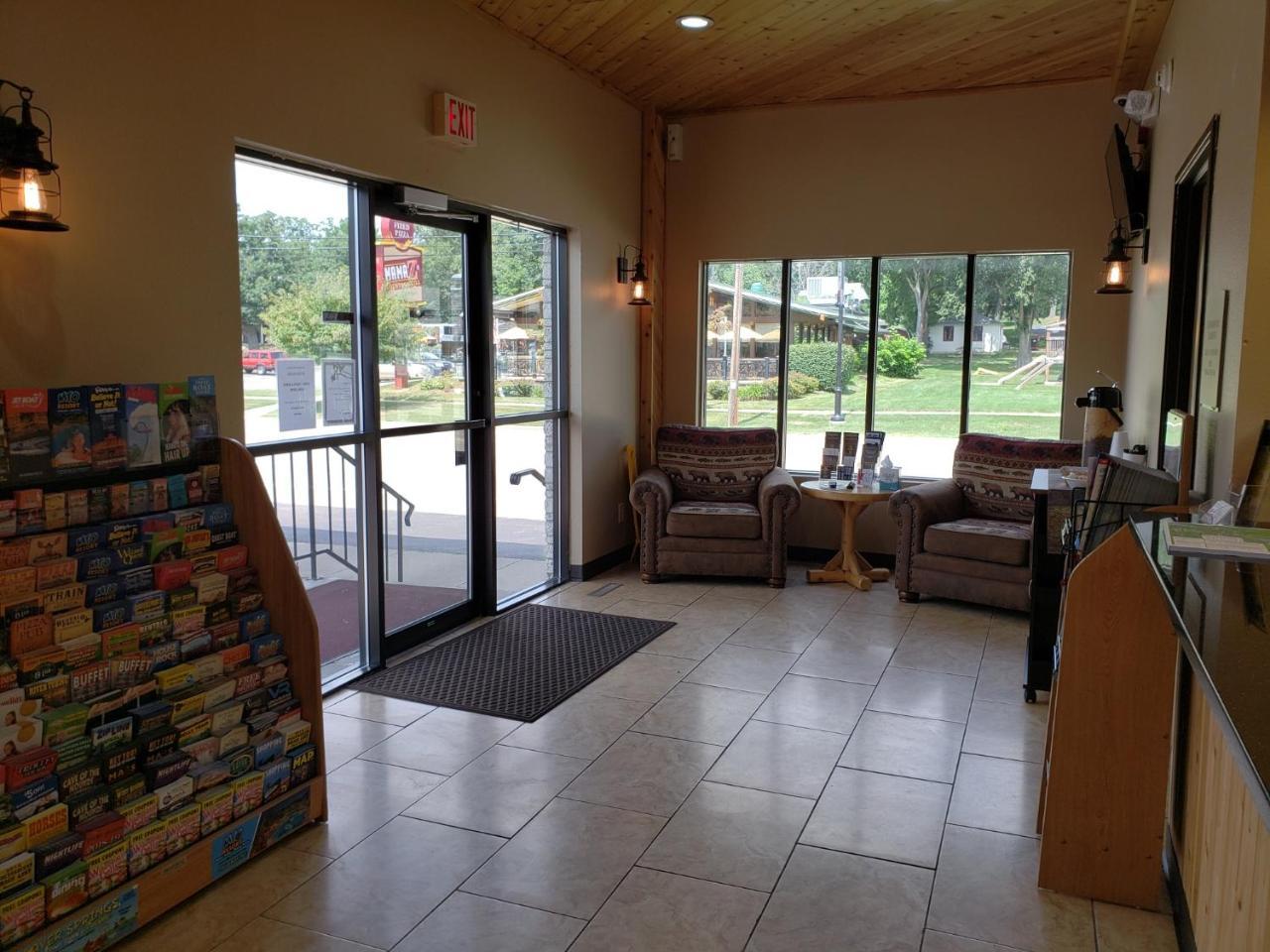 Woodside Dells Hotel & Suites Wisconsin Dells Extérieur photo