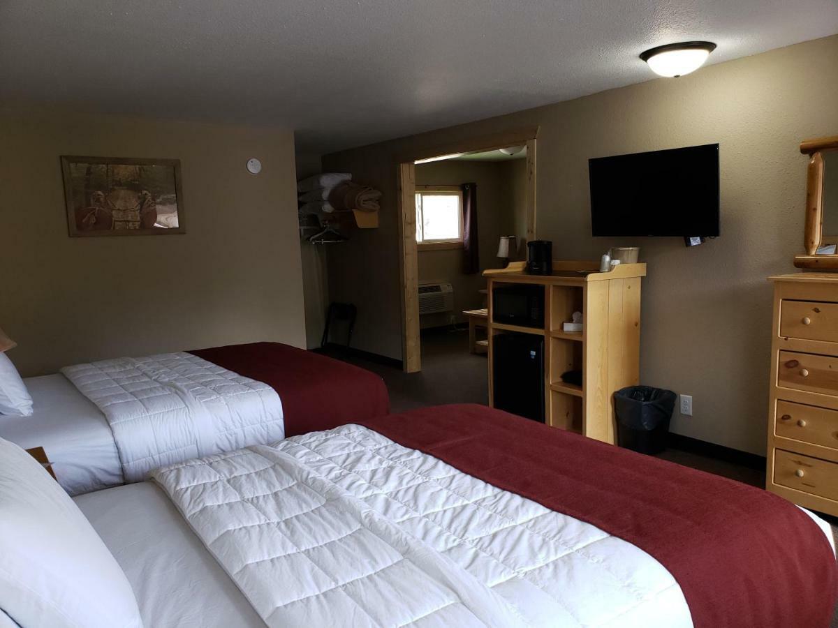 Woodside Dells Hotel & Suites Wisconsin Dells Extérieur photo